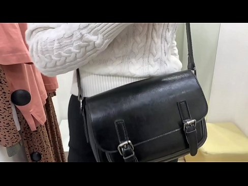 ❤️ Фитинг бөлмөсүндө жаш канчык FeralBerryди дилдо менен коомдук мастурбациялоо ☑ Супер секс ky.xxxpornolive.ru ﹏